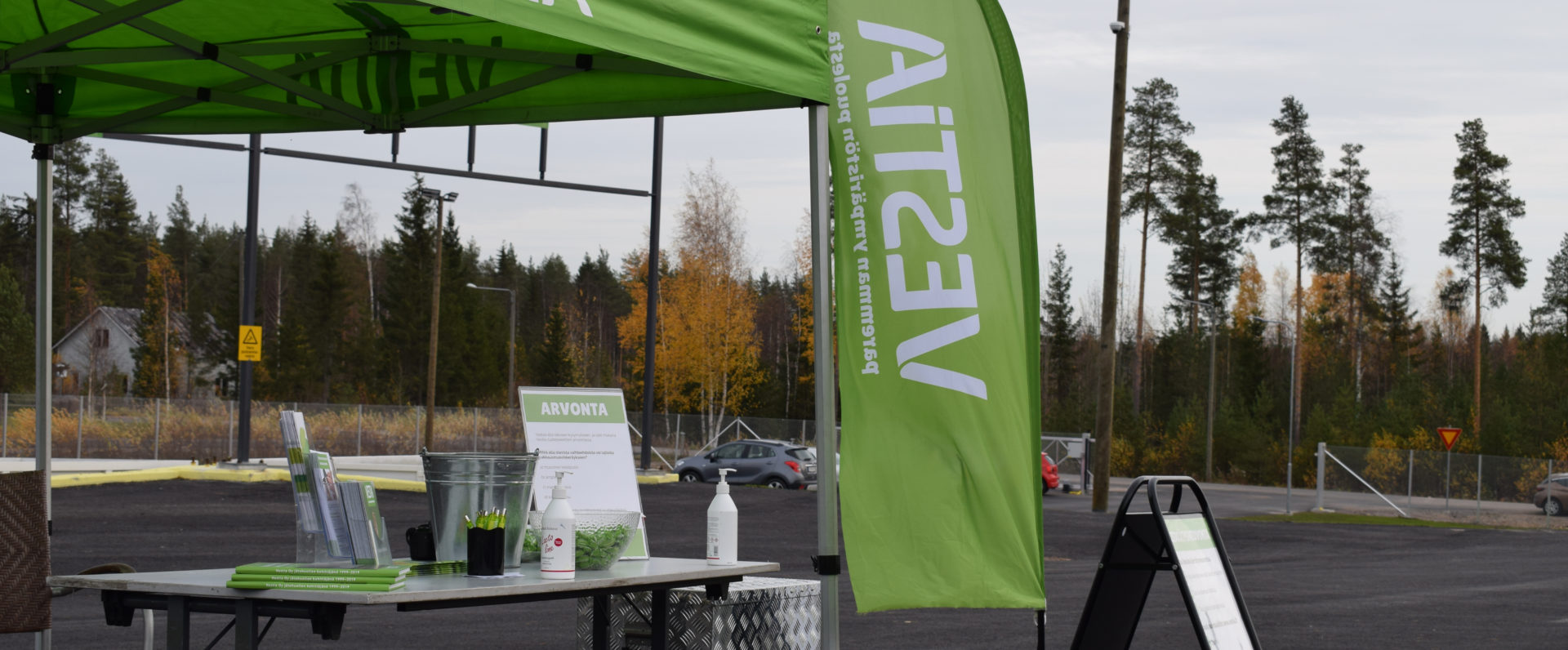 arvonta Kierrätysneuvontapiste lajittelupihalla